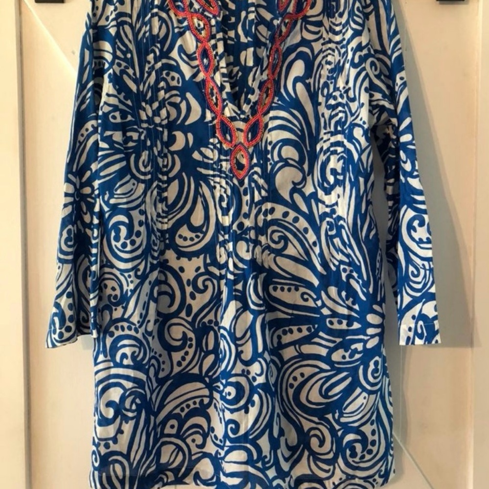 Lilly Pulitzer “Sarasota” Blue and White Swirl Tunic with Beaded Trim - Picture 3 of 4